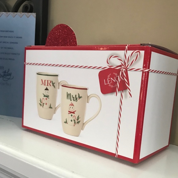 NWOT Lenox Boxed Mr & Mrs. Snowman Snowwoman Mugs